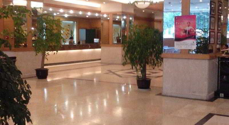 Garden City Hotel Chengdu Exterior foto