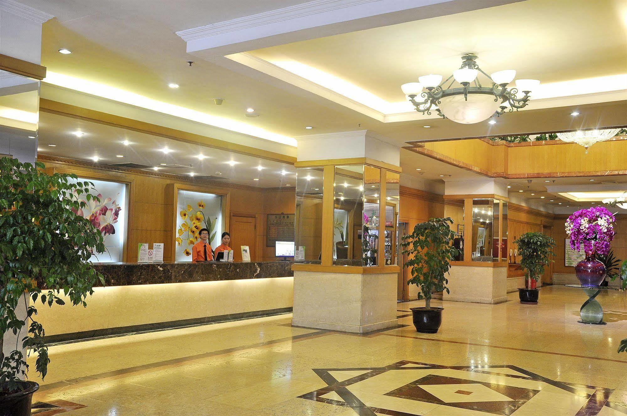 Garden City Hotel Chengdu Exterior foto